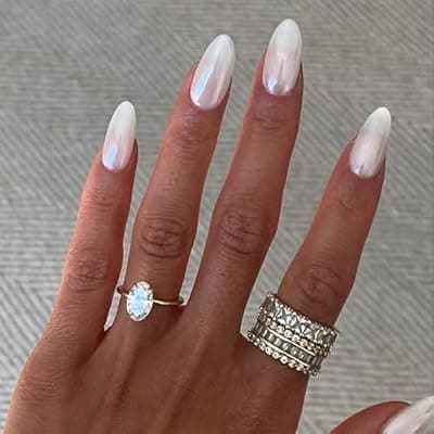 [YOSOMMK] YOSOMMK Almond Fake Nails Medium Press on Nails with Chrome Designs Mirror White Stick on Nails Glossy Glue on Acylic Nails for Women