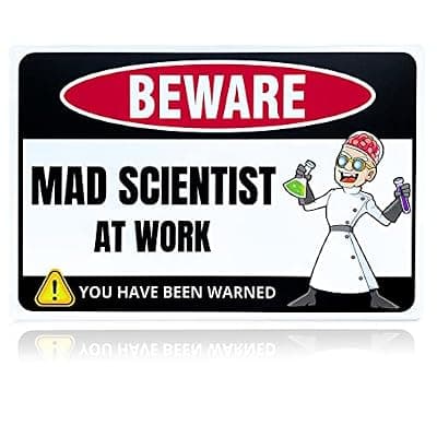 [NADOBA] Mad Scientist at Work Desk Decor Tin Sign - Laboratory Posters for Wall - Metal Wall Decor - Science Gifts for Adults - Funny Science Classroom Decor - Party Decorations
